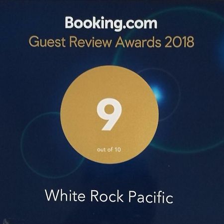 Hotel White Rock Pacific à Surrey Extérieur photo